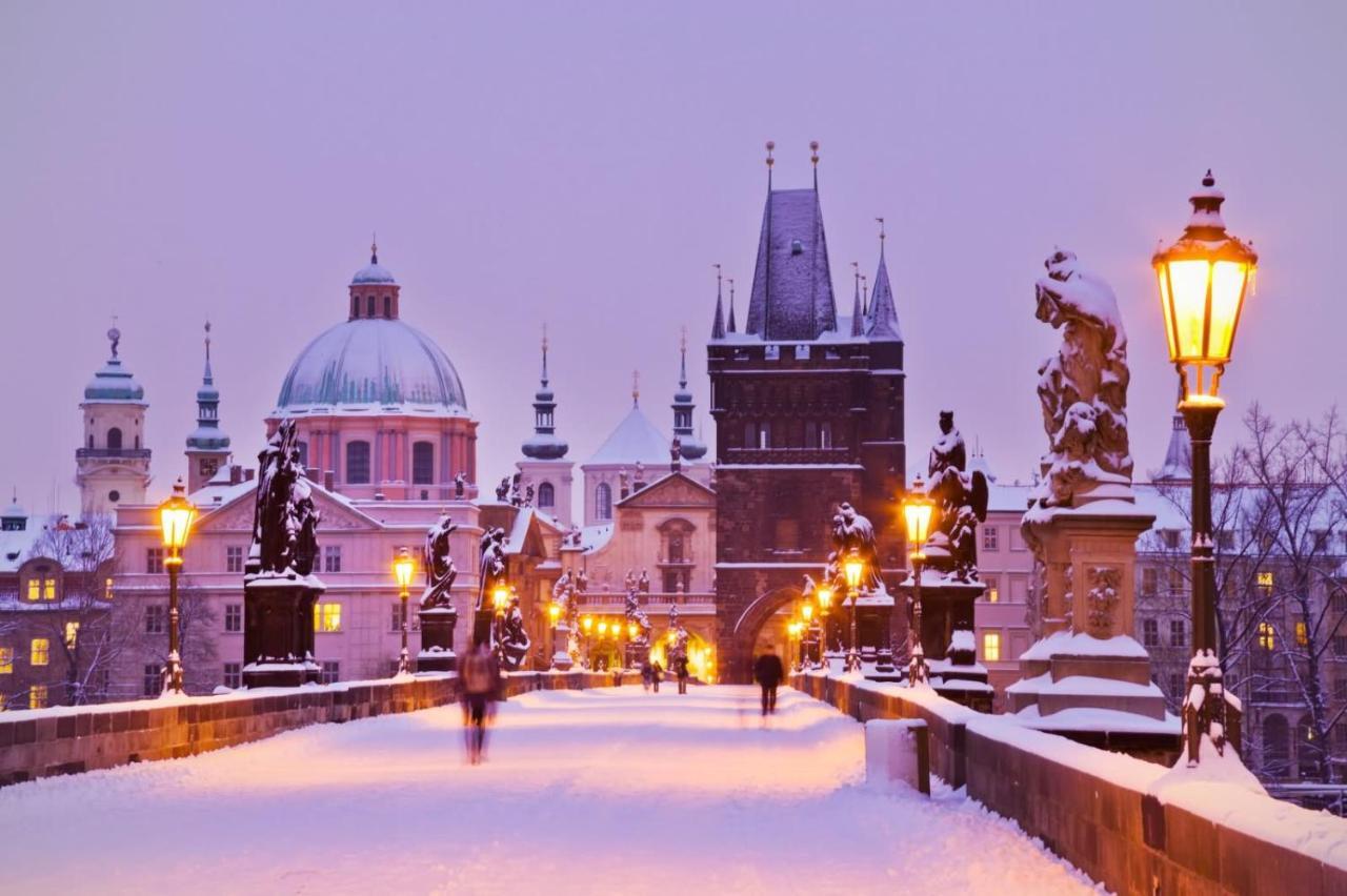 Apt In Prague Charles Bridge 1Km By Michal&Friends Экстерьер фото